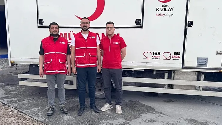 Afyonkarahisar Kızılay Ekibi Deprem Bölgesi İçin Yola Çıktı