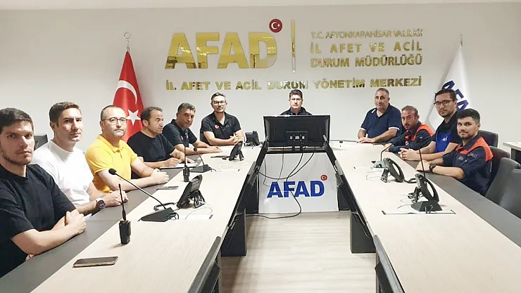 Afyonkarahisar Valiliği Açıkladı… Deprem Bölgesine Afyon Ekipleri Gitti
