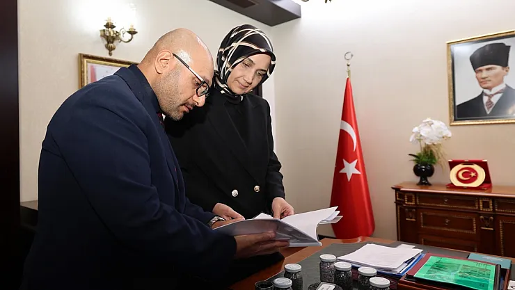 Afyonkarahisar Valiliği'nden Yollarda Sıfır Atık Hamlesi