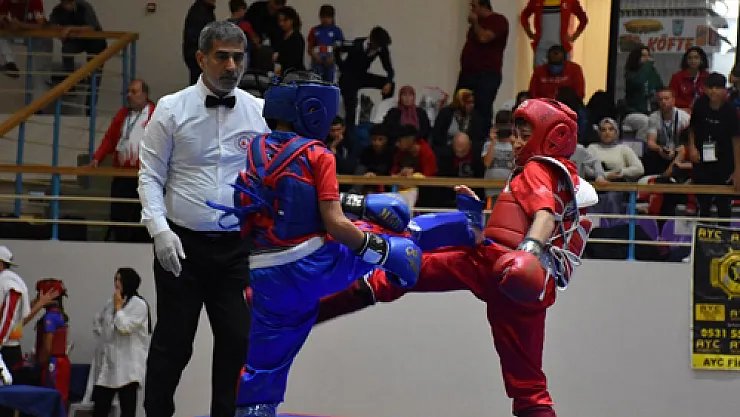 Afyonkarahisar’da  5. Açık Balkan  Wushu Kung Fu  şampiyonası  yapılıyor
