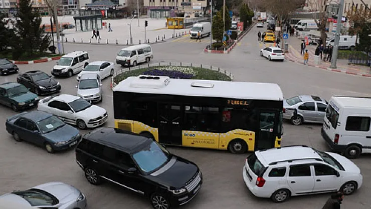 Afyonkarahisar’da kısıtlamaya uyuldu
