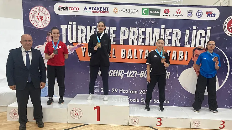 Afyonlu Sporculardan Çifte Madalya