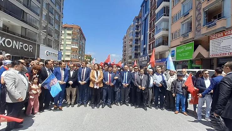 'Afyon'un her karış toprağında izim var, oy istemeye yüzüm var'