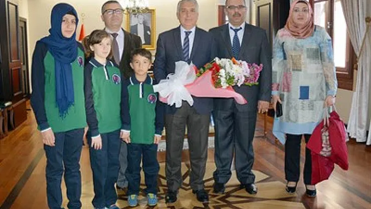 'Ailede başlayan eğitim okulda devam ediyor'