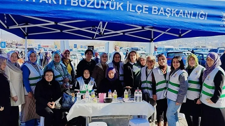 AK Parti Bilecik Teşkilatı Bozüyük'te Vatandaşla Buluştu