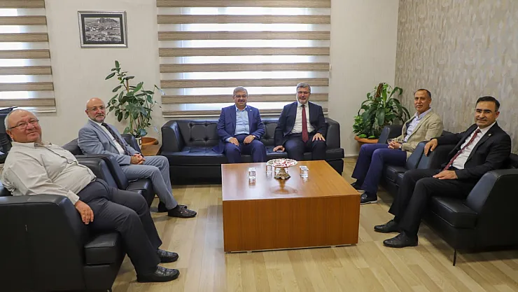 AK Parti'den Afyon Devlet Hastanesi'nde Dikkat Çeken Buluşma