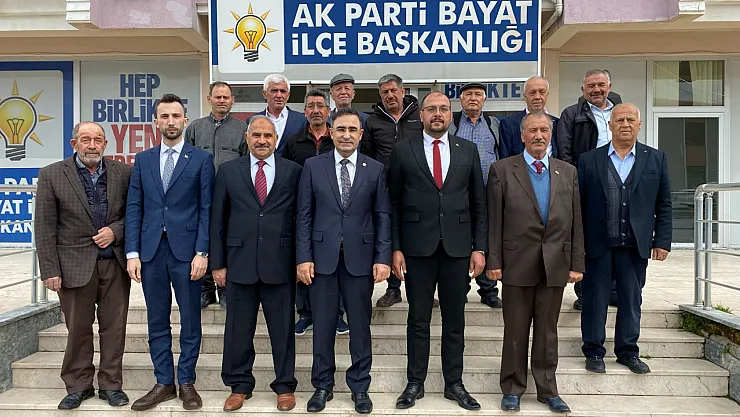 AK Parti Geleneği Bozmadı İlçelerde Bayramlaştı