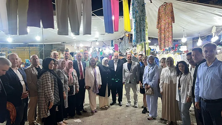 AK Parti Heyeti Pazaryeri Panayırında Vatandaşlarla Buluştu