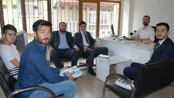 'AK Parti tek başına iktidara gelmeli'