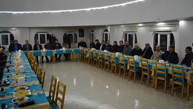 AK Parti'de birlik beraberlik toplantısı düzenlendi