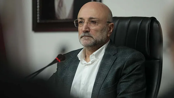 AK Partili Şahin: 15 Temmuz, İmanla Yoğrulmuş Şanlı Bir Direniştir!