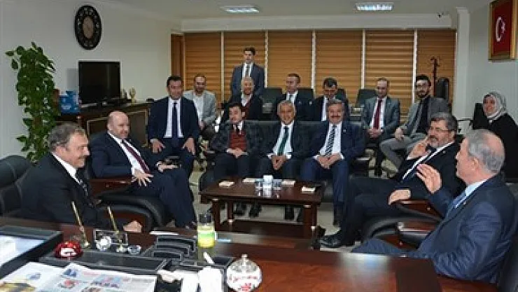 Akar'dan teşkilata ziyaret – Kocatepe Gazetesi