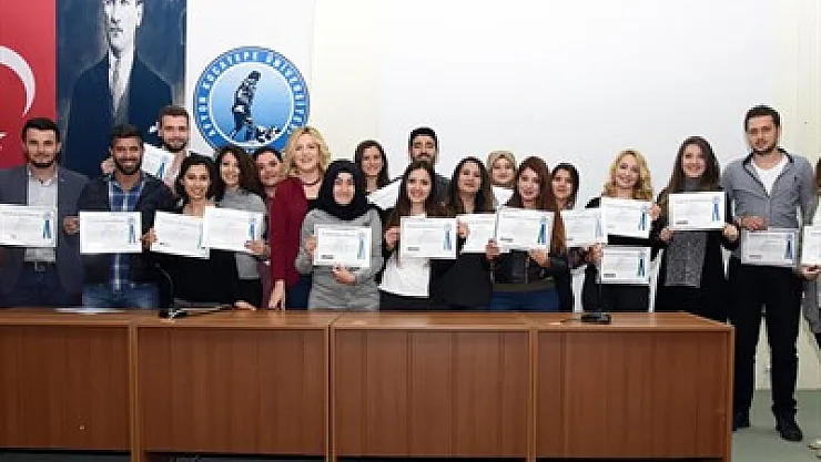 Akınsoft’tan öğrencilere destek – Kocatepe Gazetesi