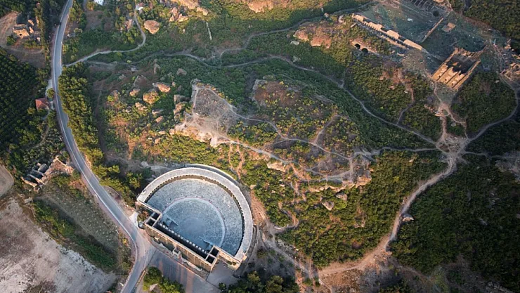 AKÜ'lü Akademisyenlerden Heyecan Verici Keşif: Zeus'un Habercisi Gün Yüzüne Çıkarıldı