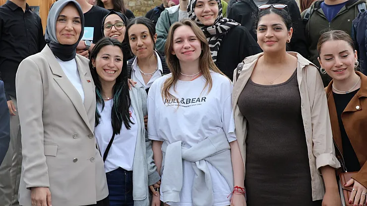 AKÜ Ve AFSÜ Öğrencileri Vali Yiğitbaşı İle Frig Vadisi'nde Buluştu