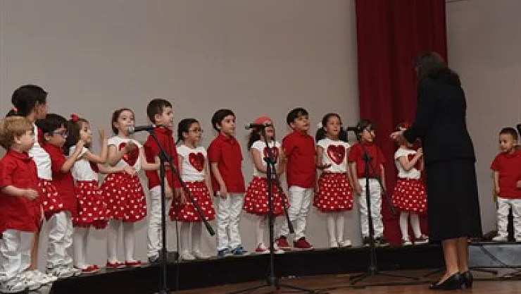 AKÜ yeni koristler arıyor – Kocatepe Gazetesi