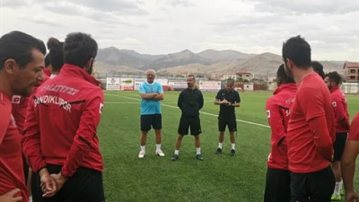 Alaçayır ilk idmana çıktı – Kocatepe Gazetesi