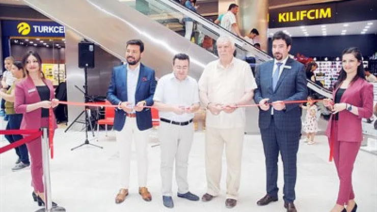 Alimoğlu Müzik Müzesi eserleri Park Afyon'da sergileniyor