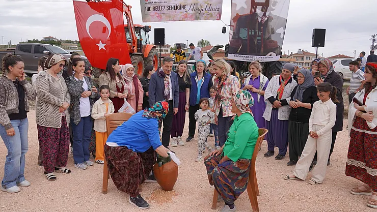 Alınca'da Hıdrellez Şenliği Düzenlendi