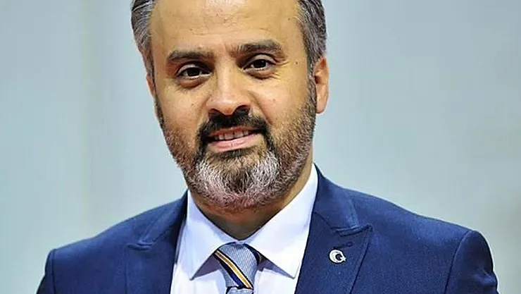 Alinur Aktaş Kimdir Ve Ne İş Yapar?