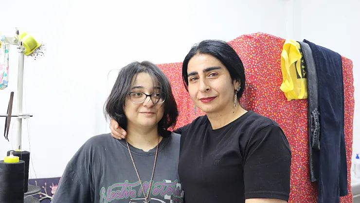 Anne-Kızın Ortak Hayali: 25 Yıllık Düzenini Kızı İçin Bırakan Terzi Hatice Kılıç, Eskişehir'de Yeni Bir Sayfa Açtı