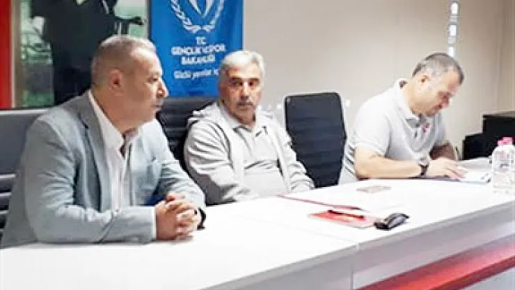 Antrenörlük kursu başladı – Kocatepe Gazetesi