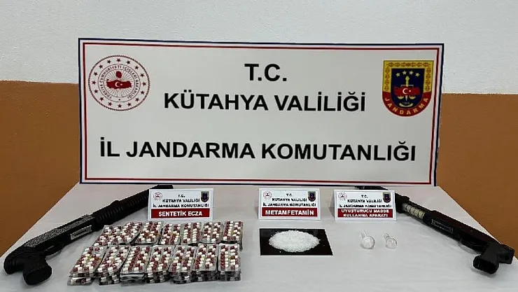 Apart Otelde Uyuşturucu Ve Silah Ele Geçirildi: 3 Şüpheli Tutuklandı