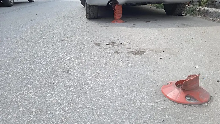 Araçlara trafik dubaları bile engel olmuyor