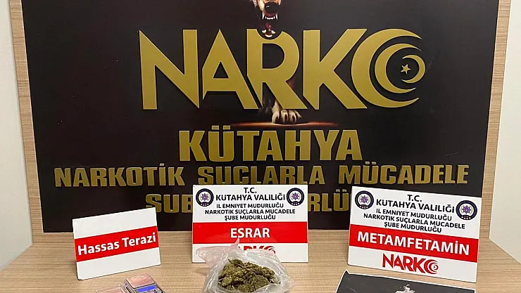 Araçta silah ve uyuşturucu ile yakalanan 2 şüpheli tutuklandı