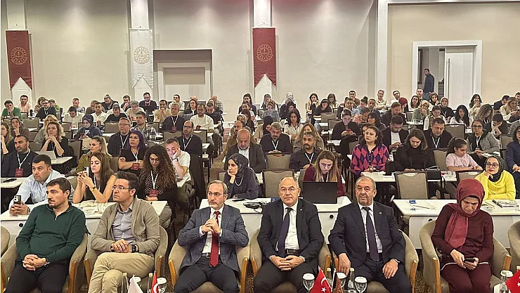 Araştırma Geliştirme Birimlerinin Yol Haritası Afyon'da Belirlendi