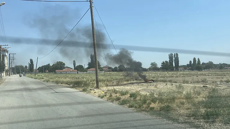 Arazideki Küçük Çaplı Yangın Ekipleri Hareketlendirdi