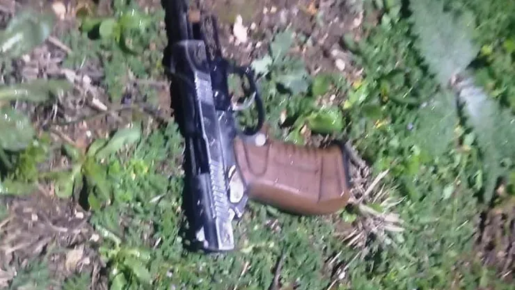 Asker Eğlencesinde Havaya Ateş Açan 2 Maganda Yakalandı