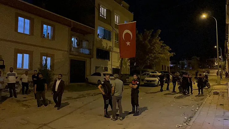 Asker Eğlencesinde Polise Mukavemet Gösteren 2 Kişi Gözaltına Alındı