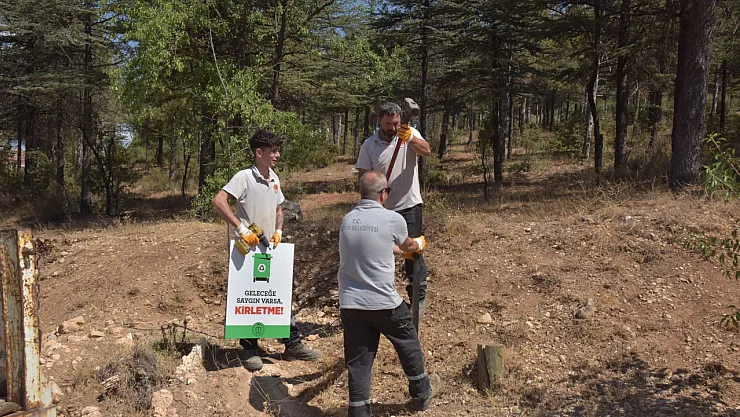 Atatürk Ormanına Bilgilendirici Ve Uyarıcı Levhalar Yerleştirildi