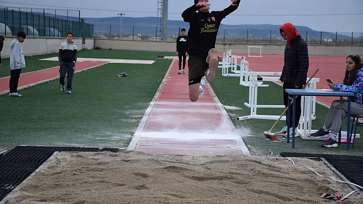 'Atletizm, Gençlerin Sporla Tanışması Açısından Etkili Branştır'