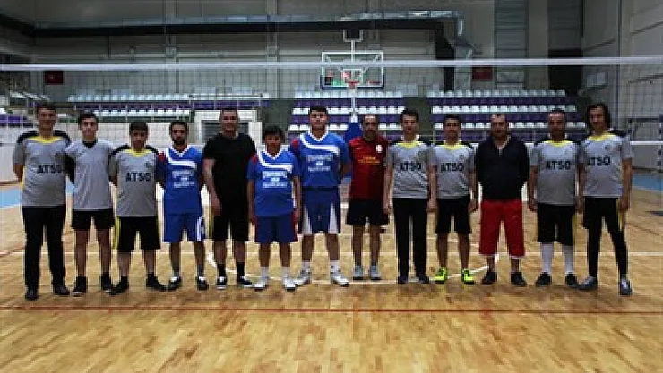 ATSO'da Voleybol maçları başladı – Kocatepe Gazetesi