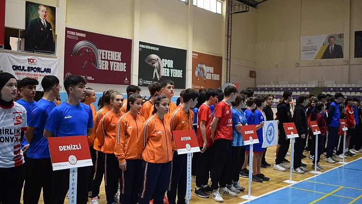 Badminton Heyecanı Başladı