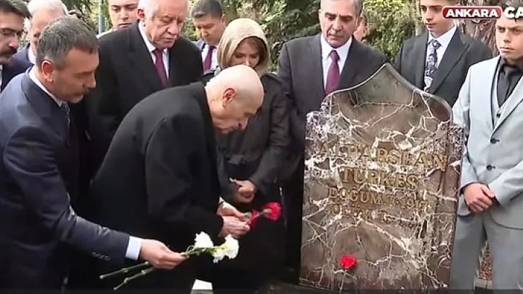 Bahçeli Ortaya Çıktı, Görenler 'Maşallah' Dedi