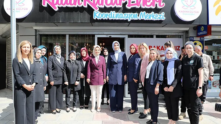 Bakan Göktaş, Kadın Kültür Evleri’ni ziyaret etti