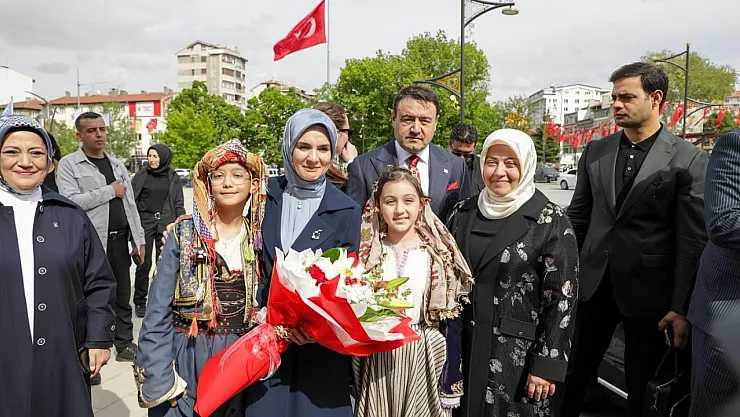 Bakan Göktaş, Kütahya'da Temaslarda Bulundu