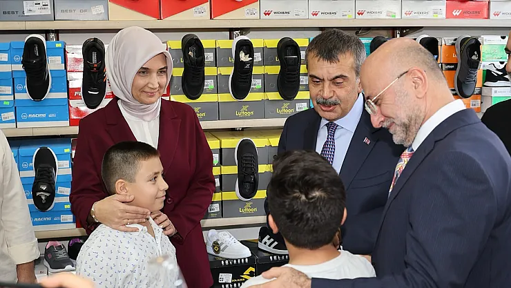 Bakan Tekin, Afyon'da Esnaf Ziyareti Yaptı