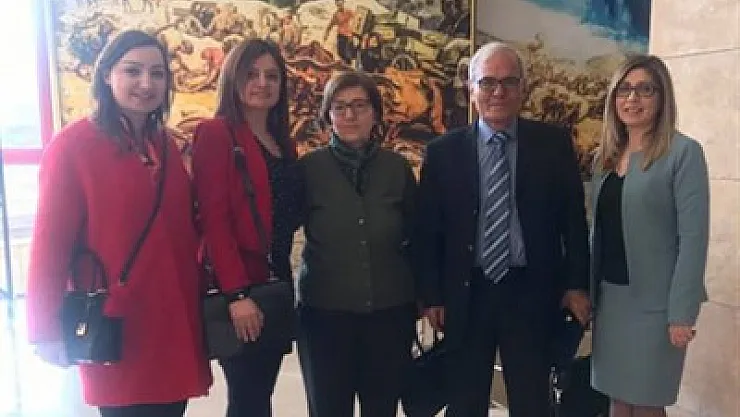 Baro'dan 8 Mart öncesi etkinlik