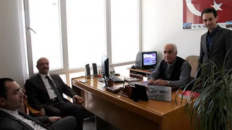 Baro'dan kıdemli avukatlara ziyaret – Kocatepe Gazetesi