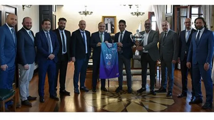 'Başarlarınızla gururlanıyoruz'