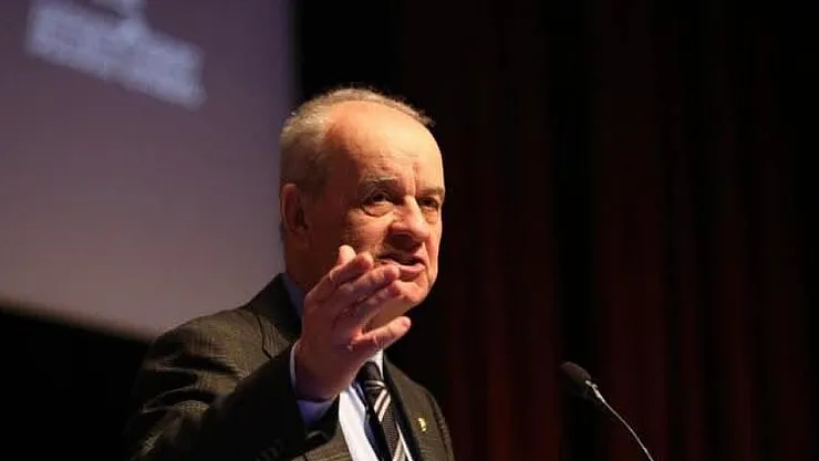 Başbuğ'un Yazarlık Yolculuğu Afyon'daki Yarışma İle Başladı