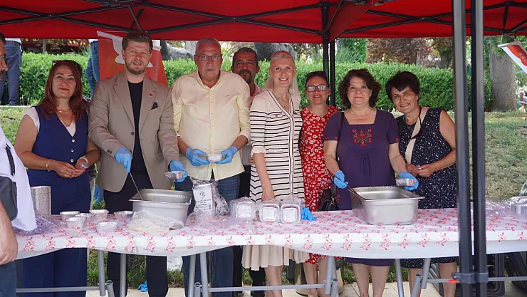 Başkan Subaşı'dan Aşure İkramı Ve Birlik Mesajı