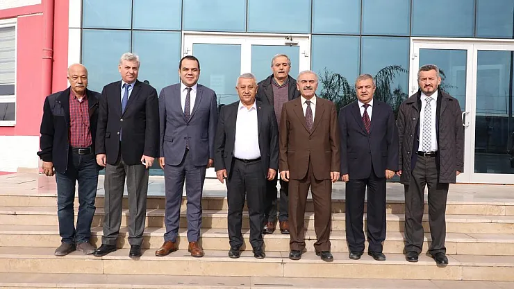 Başkan Zeybek, OSB’yi ziyaret etti
