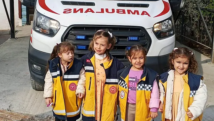 Bayırköy'de Kur'an Kursu Öğrencilerinden 112 Acil Merkezine Gezi