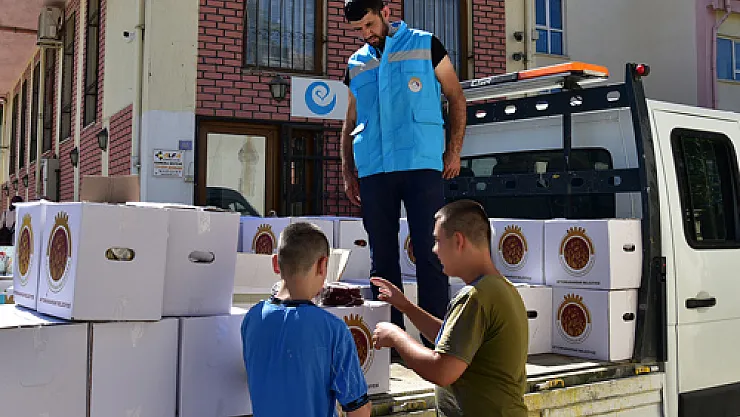Belediye ihtiyaç sahibi aileleri unutmadı