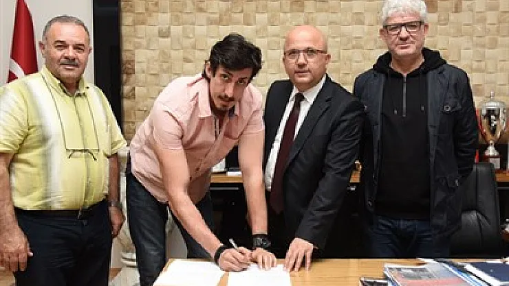 Belediyespor Voleybol'da atağa kalktı – Kocatepe Gazetesi